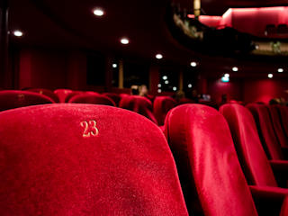 Co wybrać - randka w kinie czy teatrze?