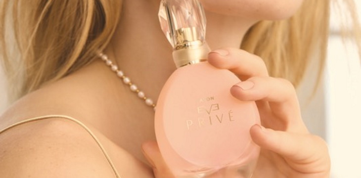 Perfumy Eve Privé od marki Avon.