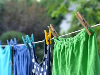 Jakie błędy popełniamy najczęściej podczas prania odzieży.