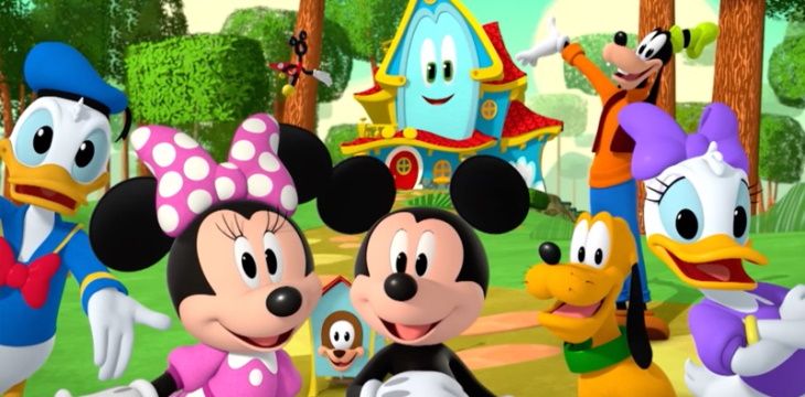 Ekspertka Disney Junior tłumaczy, jak kultowa zabawa może pomóc w wychowaniu malucha.