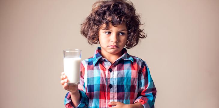 Czym się różnią i jakie dają objawy alergie i nietolerancje pokarmowe u dzieci.