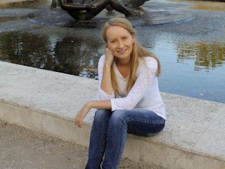 Wywiad z Agatą Kołakowską o jej nowej książce „Pokrewne dusze”.