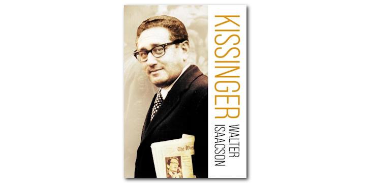 Recenzja książki "Kissinger".