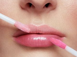 Extreme Shine Lip Gloss od Eveline Cosmetics.