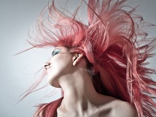 Czy naturalne metody farbowania włosów działa?