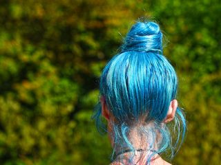 Pierwsze farbowanie włosów – o czym należy pamiętać?