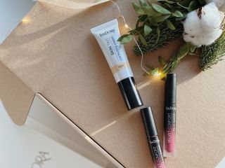 Nowy Skin Tint oraz satynowa pomadka Velvet Liquid Comfort Lipstick od IsaDora!