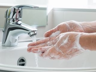Higiena rąk sposobem na zachowanie zdrowia.