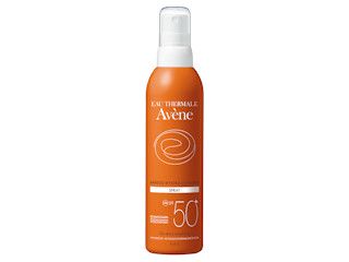 Spray do ciała z bardzo wysoką ochroną przeciwsłoneczną SPF 50+ od Avne.