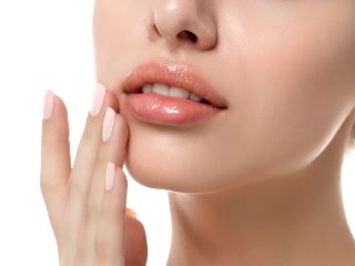 Co warto wiedzieć o powiększaniu ust?