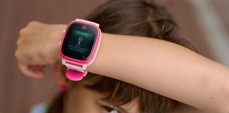 Smartwatche Garett Electronics z funkcjami wspierającymi opiekę nad dziećmi.