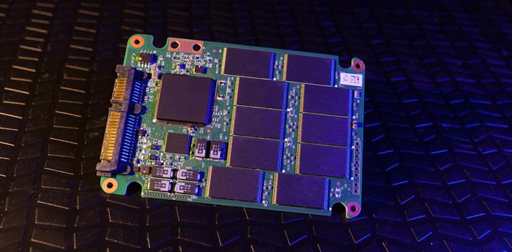 Czy warto zamontować dysk SSD w laptopie?