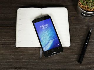 TP-Link Neffos Y50 – dobra jakość smartfona za mniej niż 300 zł.