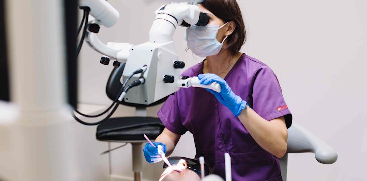 Jak sztuczna inteligencja, druk 3D i robotyka zmieniają branżę dentystyczną