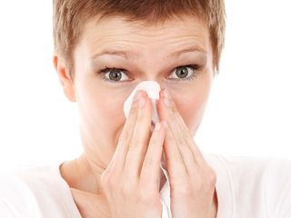 Różnice między przeziębieniem a grypą.