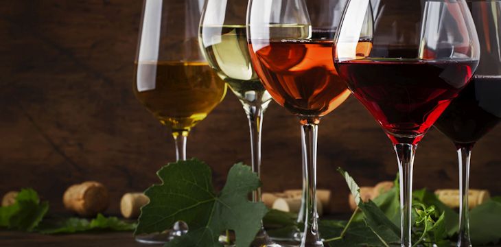 Na czym polega degustacja wina i jak się jej nauczyć?