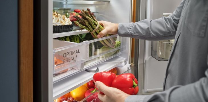 Jak prawidłowo przechowywać jedzenie w lodówce?