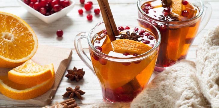 Dietetyk podpowiada, jak przygotować idealną herbatę na jesień