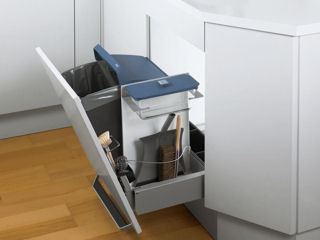System kuchenny PEKA - nowoczesny pojemnik na śmieci.
